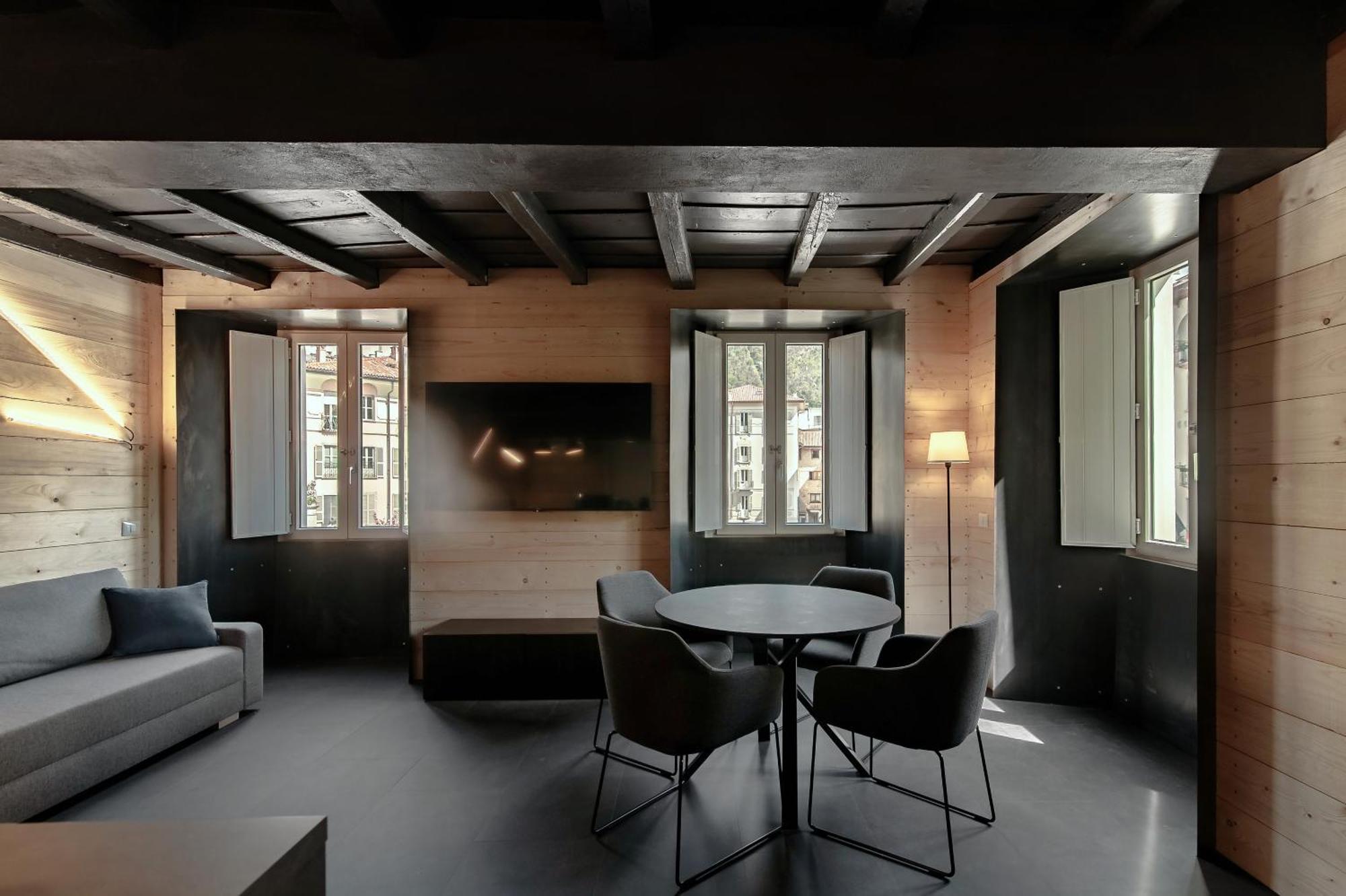 Fitzgerald Building - The House Of Travelers Apartment Como Bilik gambar